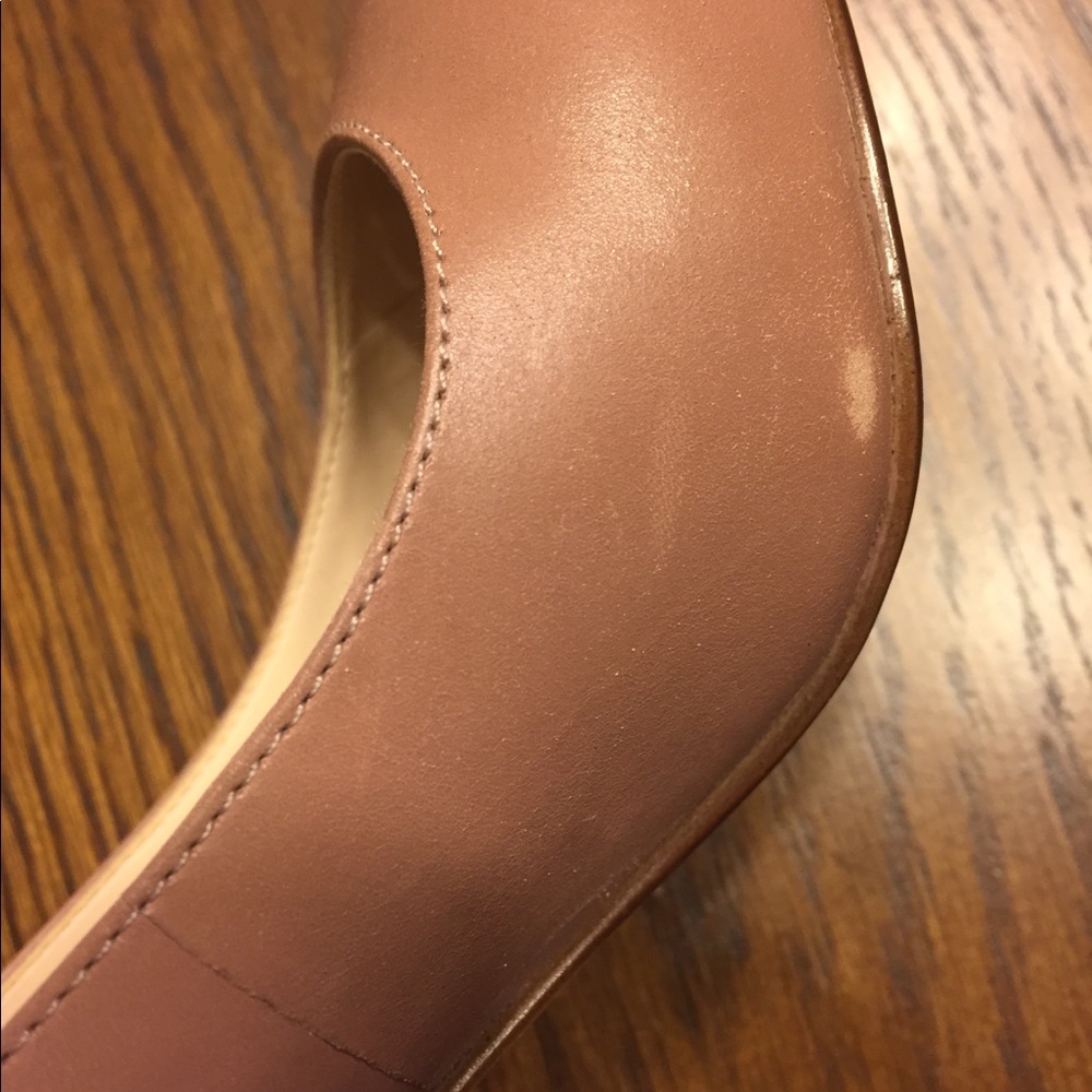 ‼️SOLD‼️Nine West -wood block pumps-3inch heels-taupe - Picture 7 of 8